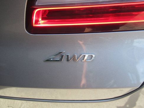 Used 2023 Genesis GV80 2.5T w/ Prestige Package AWD/4WD image 18