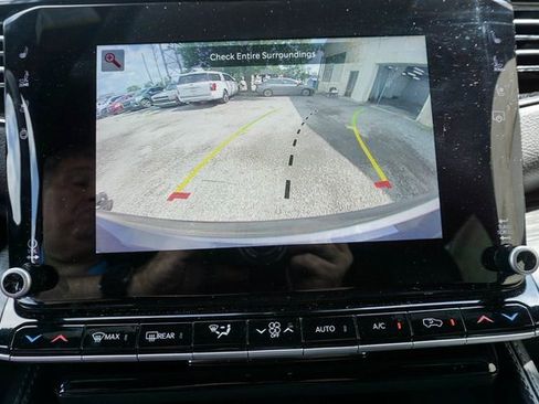 Used 2023 Jeep Wagoneer Series II image 30