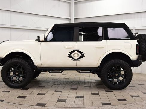 Used 2021 Ford Bronco Outer Banks image 4