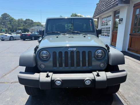 Used 2014 Jeep Wrangler Sport w/ Quick Order Package 24S AWD/4WD image 4