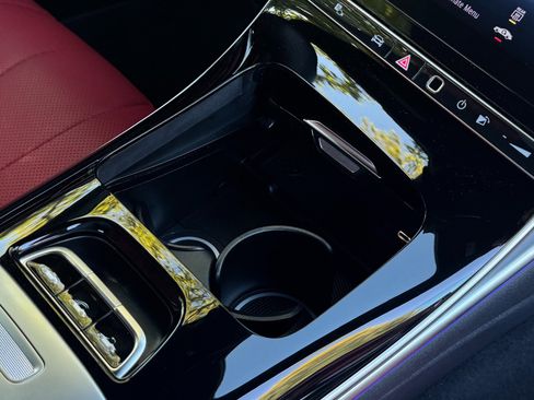 Used 2024 Mercedes-Benz CLE 450 4MATIC Cabriolet image 46