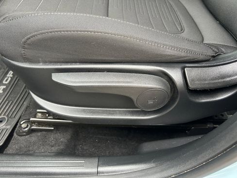 Used 2025 Hyundai Santa Cruz SE image 14