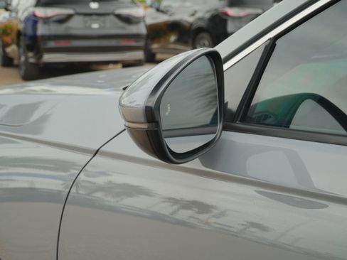 Used 2024 Honda Accord EX-L image 16