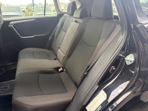 Used 2025 Toyota RAV4 LE image 33