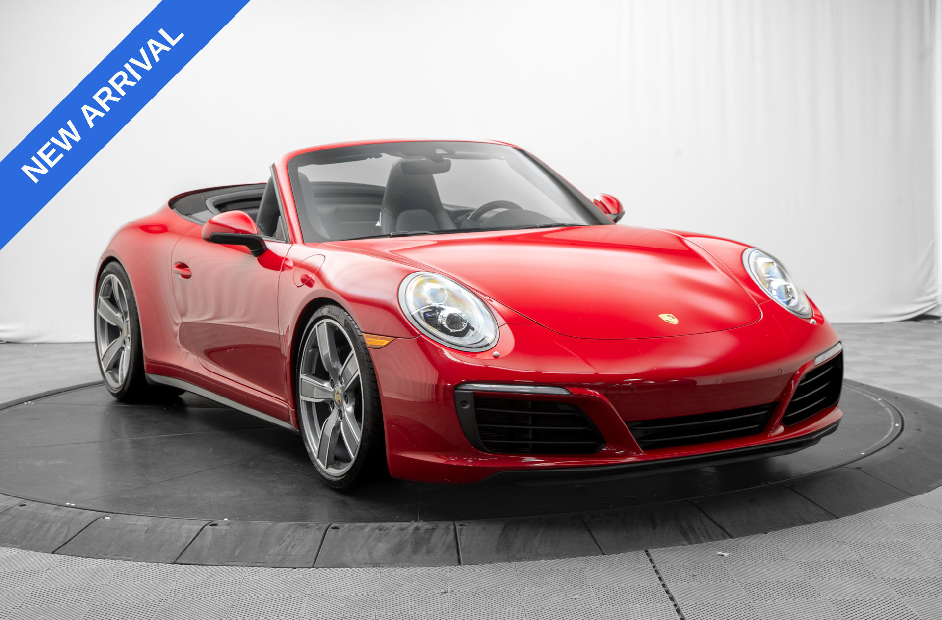 Used 2017 Porsche 911 Carrera 4 AWD/4WD image 9