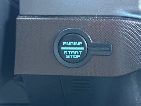 Used 2022 Ford Bronco Outer Banks image 24