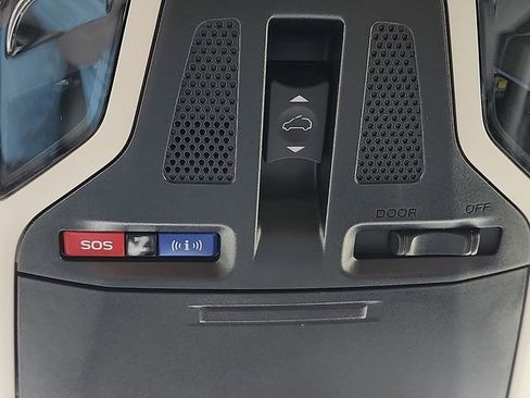 Certified 2025 Subaru Outback Onyx Edition image 21