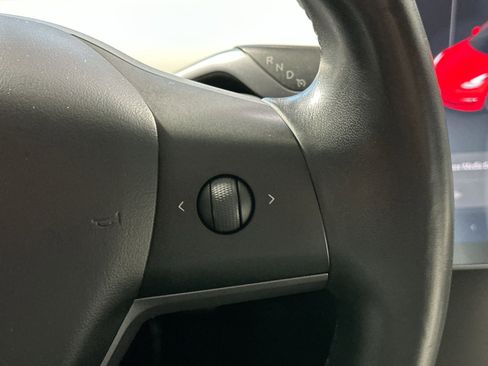 Used 2018 Tesla Model 3 Long Range image 19