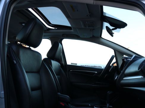 Used 2019 Honda Fit EX-L image 39