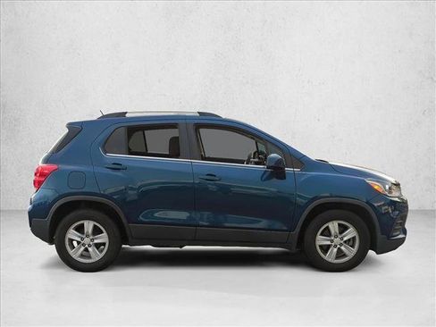 Used 2020 Chevrolet Trax LT image 4