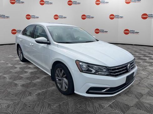 Used 2018 Volkswagen Passat 2.0T SE image 5