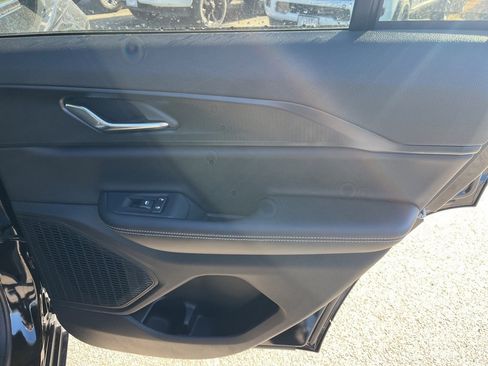 New 2025 Jeep Grand Cherokee Altitude image 12