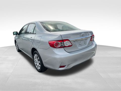 Used 2012 Toyota Corolla LE image 8
