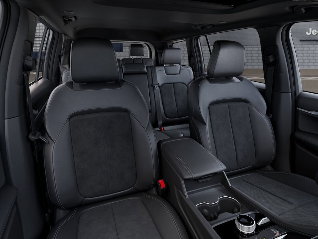 New 2026 Jeep Grand Cherokee L 4WD image 16