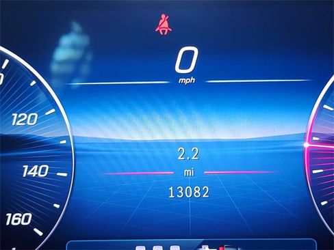 Used 2025 Mercedes-Benz C 300 4MATIC Sedan image 18