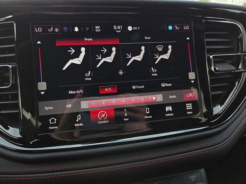 New 2026 Dodge Durango GT w/ Blacktop Package RWD image 10