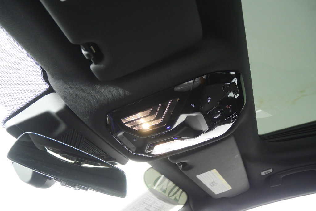 Certified 2026 BMW 530i RWD image 21