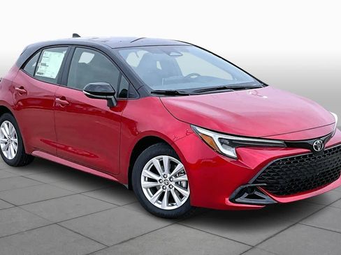 New 2026 Toyota Corolla SE image 2