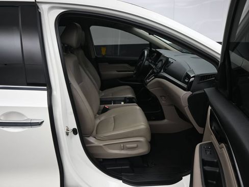 Used 2018 Honda Odyssey Elite image 63
