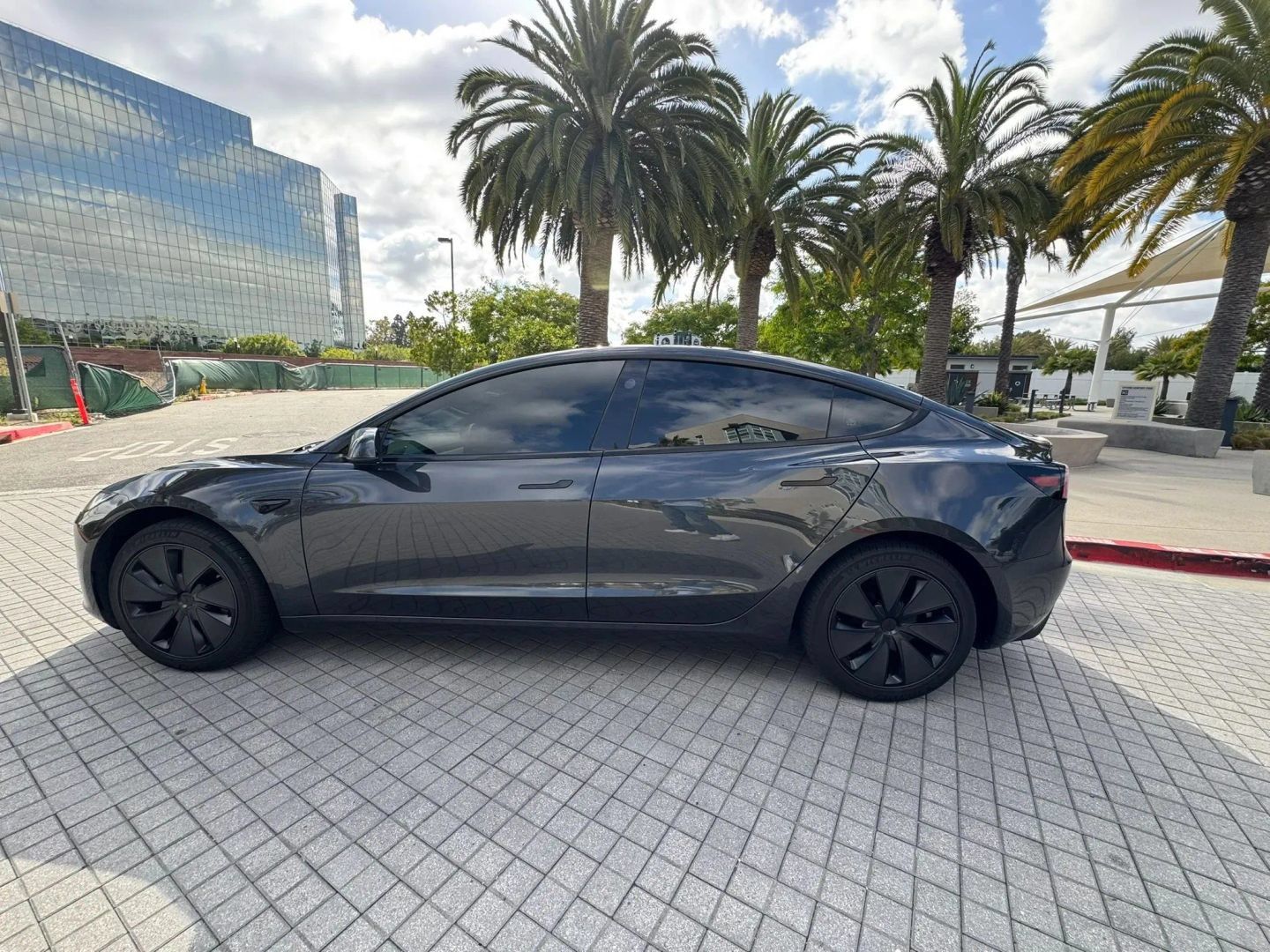 Used 2024 Tesla Model 3 Long Range RWD image 5