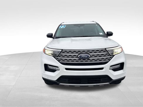 Used 2023 Ford Explorer Limited w/ Equipment Group 301A image 8