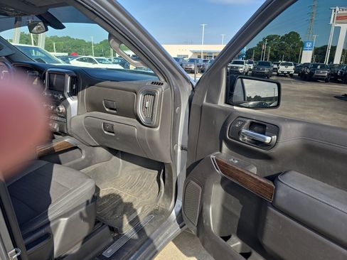 Used 2020 GMC Sierra 1500 Elevation w/ Elevation Value Package RWD image 17