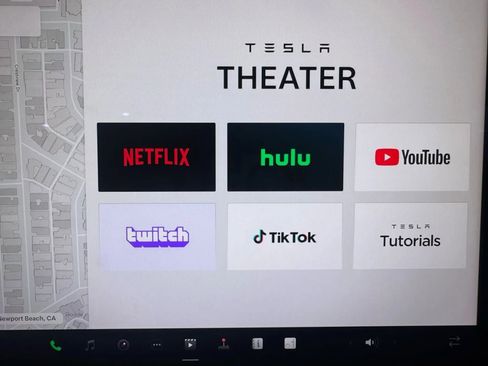 Used 2024 Tesla Model Y Performance image 25