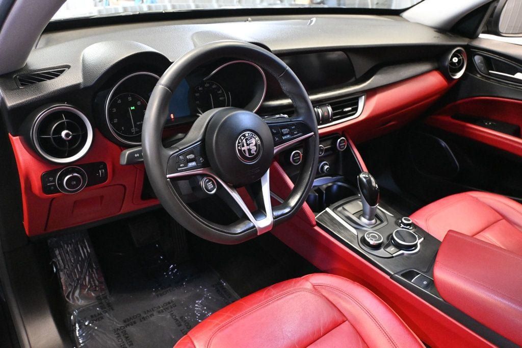 Used 2018 Alfa Romeo Stelvio AWD w/ Convenience Package image 10