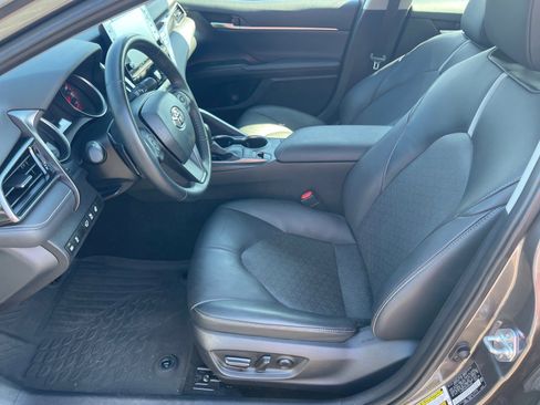 Used 2023 Toyota Camry XSE w/ Cold Weather Package FWD image 10