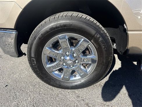 Used 2013 Ford F150 XLT w/ Luxury Equipment Group image 10