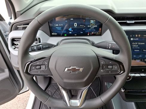 New 2027 Chevrolet Bolt LT FWD image 17