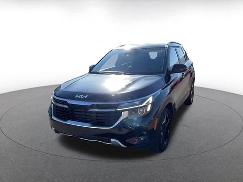 Used 2025 Kia Seltos S FWD image 7