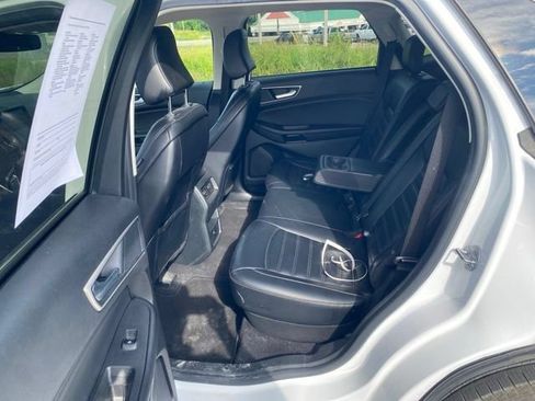 Used 2024 Ford Edge SEL AWD/4WD image 13