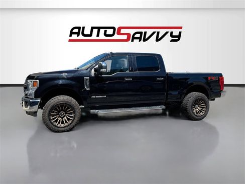 Used 2021 Ford F350 Lariat w/ Chrome Package image 4