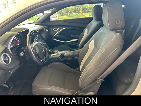 Used 2018 Chevrolet Camaro LT RWD image 7