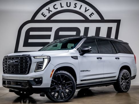 Used 2026 GMC Yukon Denali Ultimate AWD/4WD image 1