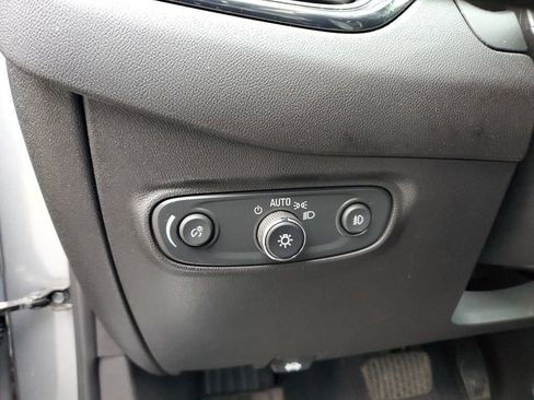 Certified 2024 Chevrolet Equinox Premier image 16