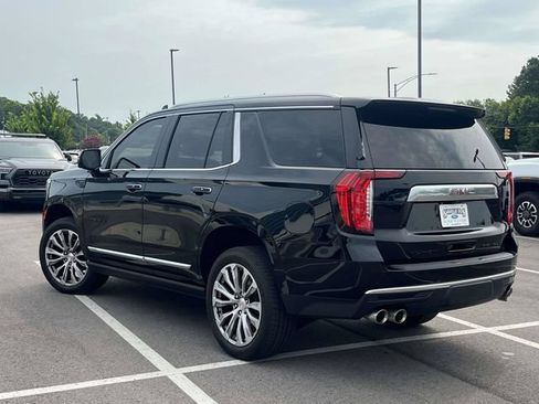 Used 2021 GMC Yukon Denali w/ Denali Premium Package AWD/4WD image 6