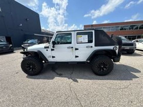 Used 2016 Jeep Wrangler Unlimited Sport AWD/4WD image 6