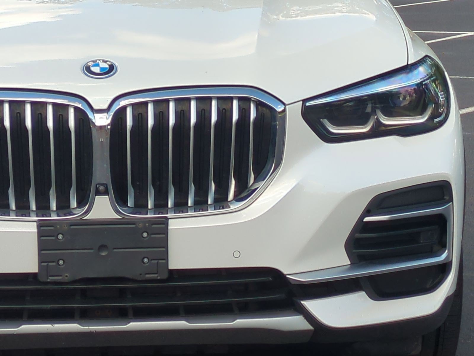 Used 2022 BMW X5 xDrive45e w/ Climate Comfort Package AWD/4WD image 5