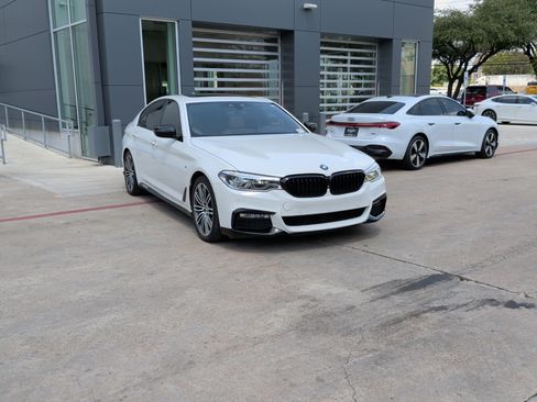 Used 2017 BMW 540i RWD image 2