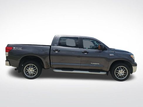 Used 2011 Toyota Tundra 2WD CrewMax w/ SR5 Pkg image 9