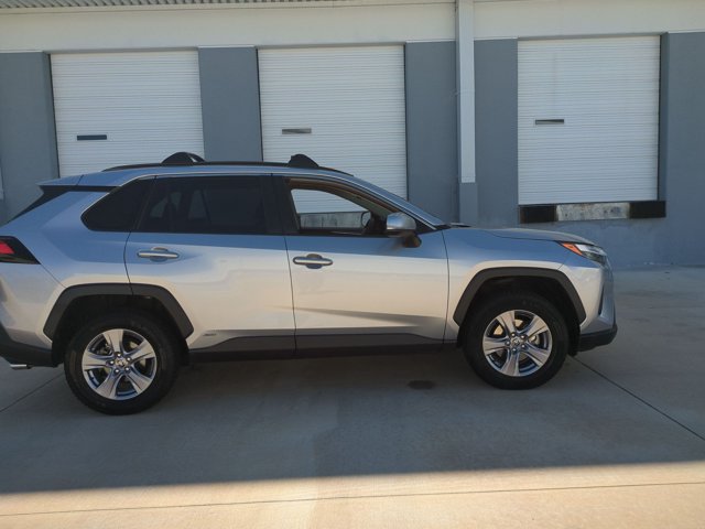 Certified 2024 Toyota RAV4 XLE AWD/4WD image 4