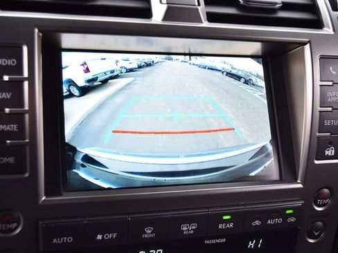 Used 2021 Lexus GX 460 Premium w/ Premium Package image 14