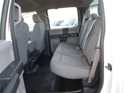 Used 2018 Ford F250 XL w/ Power Equipment Group AWD/4WD image 21