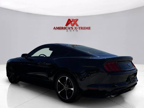 Used 2021 Ford Mustang Coupe RWD image 3