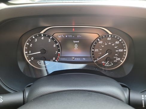 Used 2026 Nissan Frontier SV w/ Tow Package RWD image 3