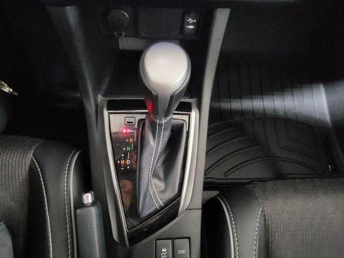 Used 2016 Toyota Corolla S FWD image 18