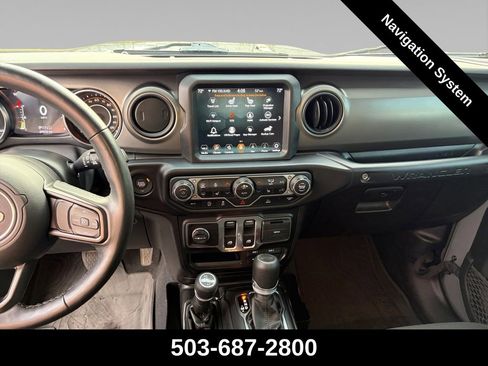 Certified 2022 Jeep Wrangler Willys AWD/4WD image 12