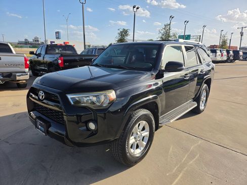 Used 2016 Toyota 4Runner SR5 Premium AWD/4WD image 39